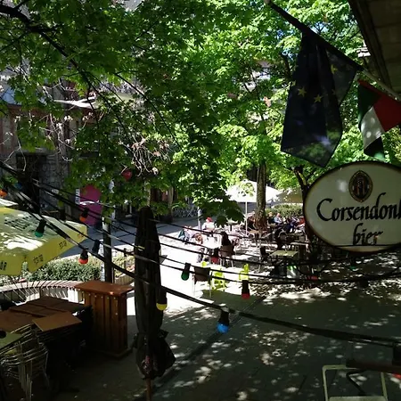 Gyoengyi Apartamento